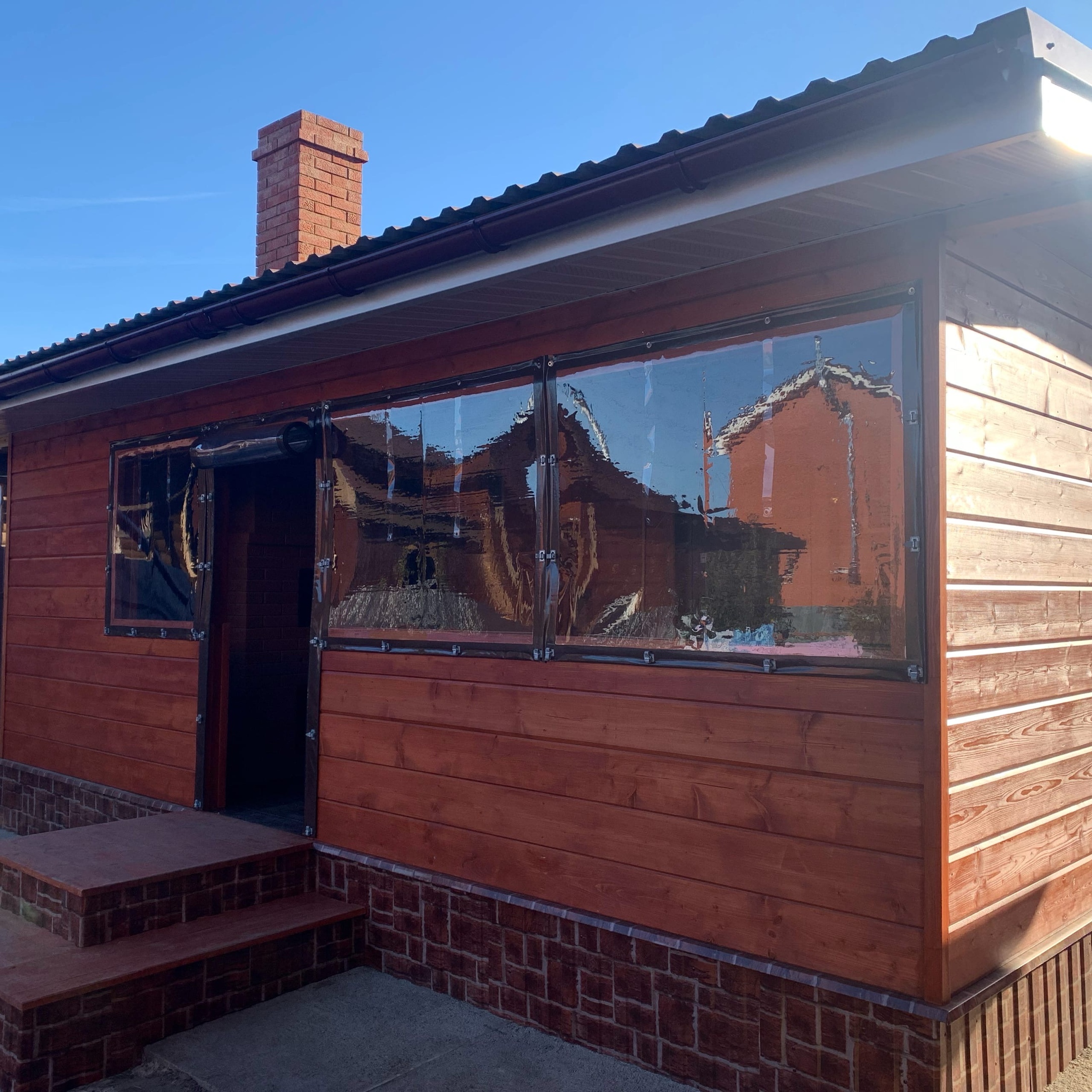 Установка мягких окон в предбаннике